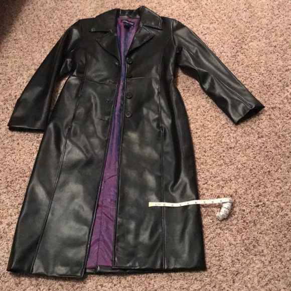 Jacket - Picture 4 of 6